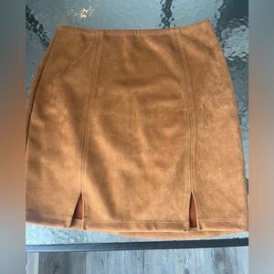 Woman Suede skirt